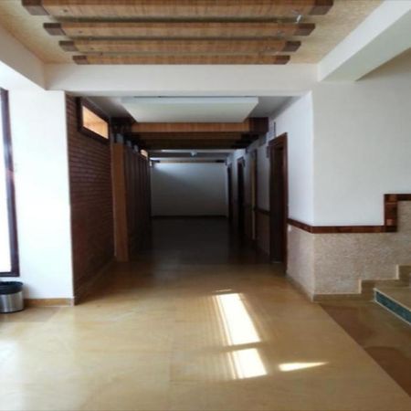 Mak Hotel Bangalore Exterior photo